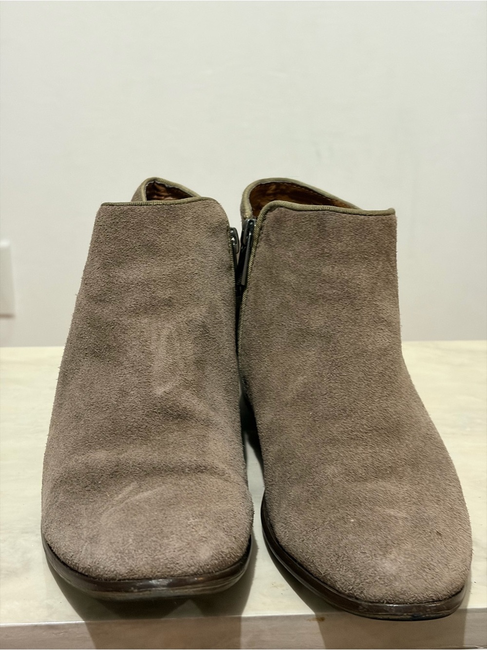Crown Vintage Suede Taupe Ankle Boots - Women's 7 - Picture 2 of 14